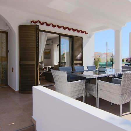 Phaedrus Living: City View Luxury Flat Androcleous 파포스 외부 사진