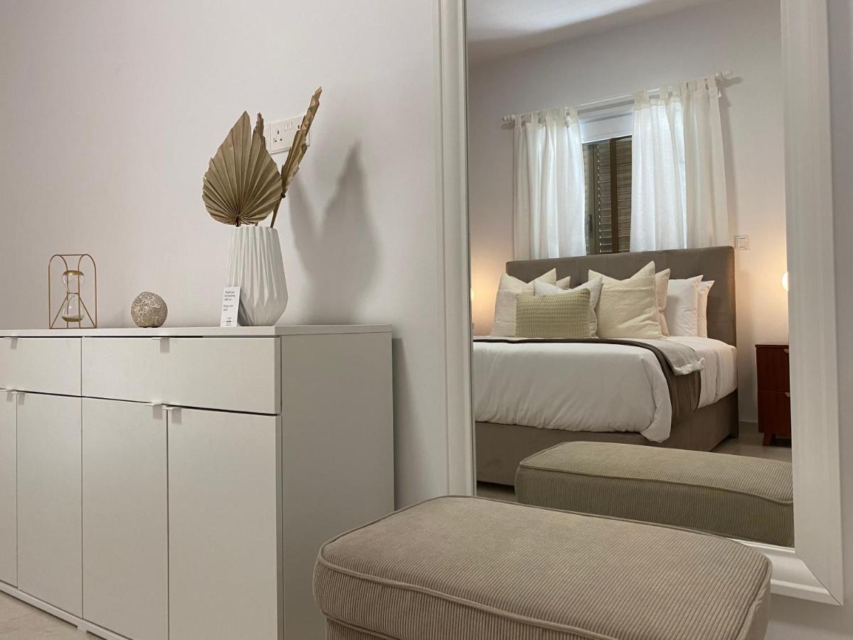 Phaedrus Living: City View Luxury Flat Androcleous 파포스 외부 사진
